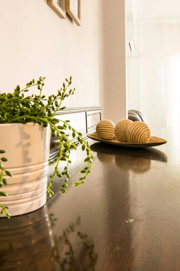 P&P Apartaments Arapiles مالقة المظهر الخارجي الصورة