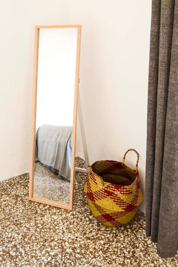 P&P Apartaments Arapiles مالقة المظهر الخارجي الصورة
