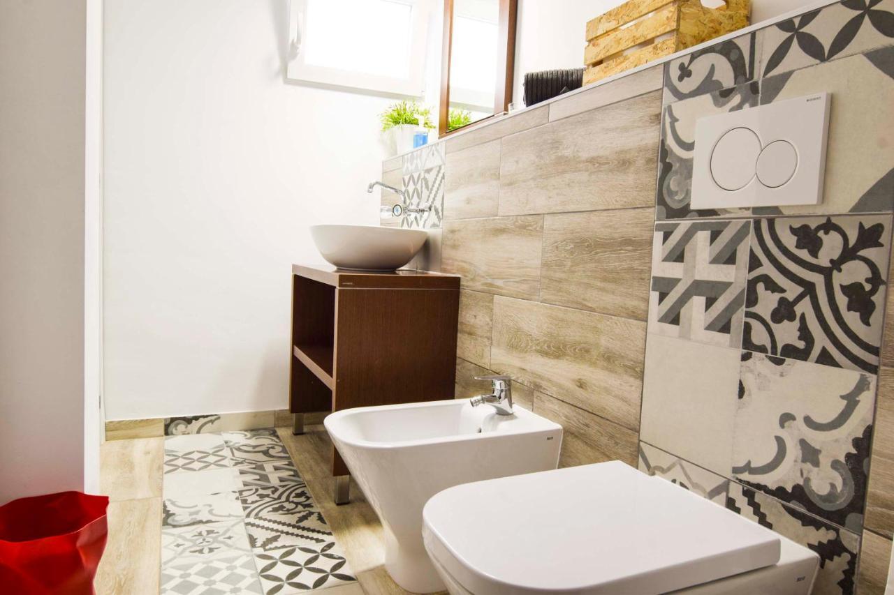 P&P Apartaments Arapiles مالقة المظهر الخارجي الصورة