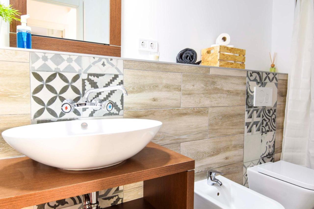P&P Apartaments Arapiles مالقة المظهر الخارجي الصورة